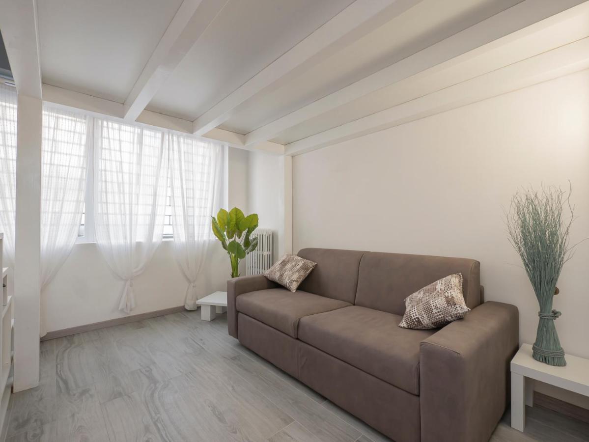I Host Apartment - Neera 22 Милано Екстериор снимка